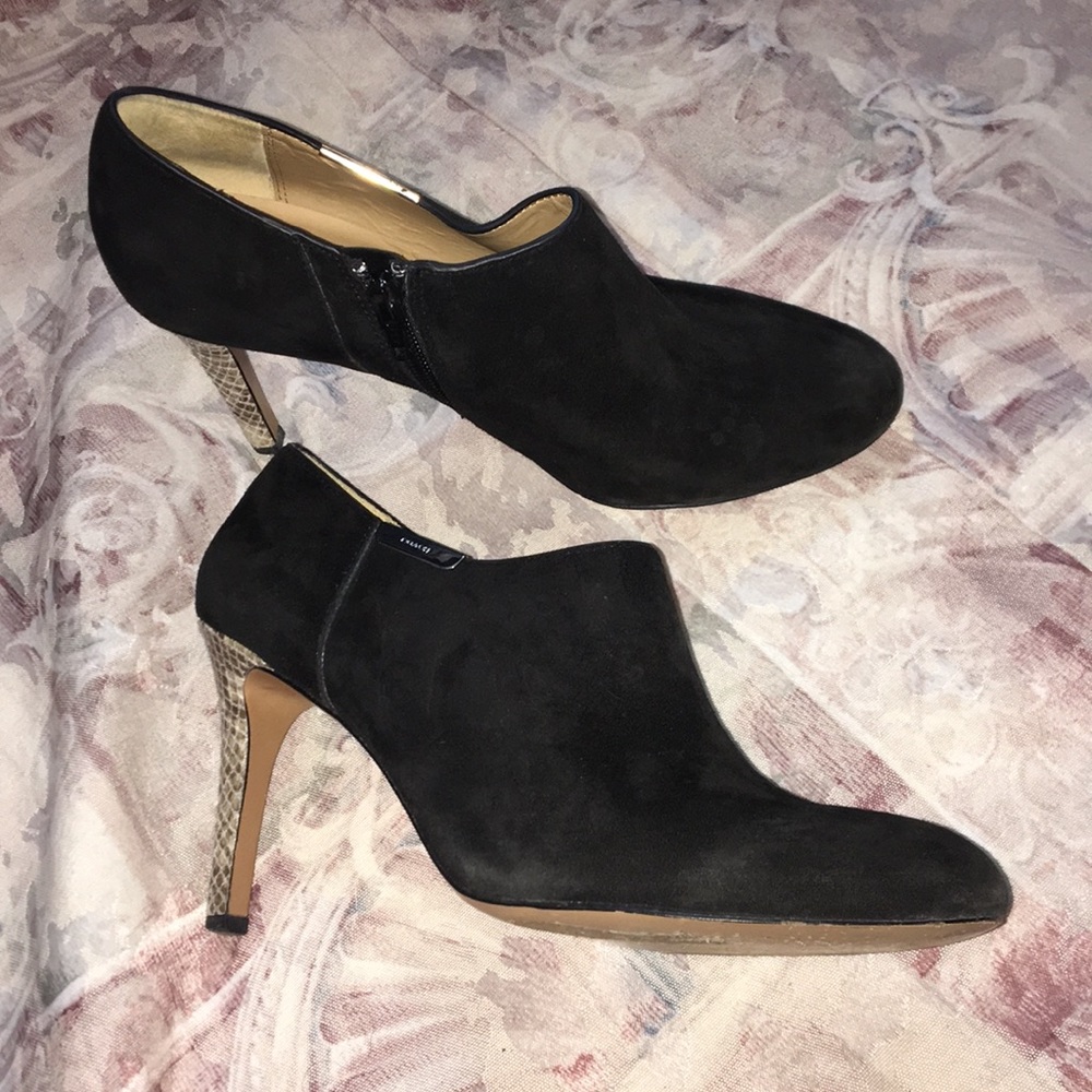 Coach Seneca Black Suede 3.5” Heels Booties Size 8 - Picture 2 of 8